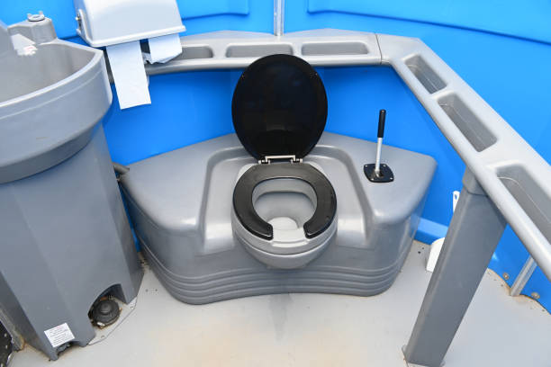 Best Portable toilet rental cost  in Morganton, NC